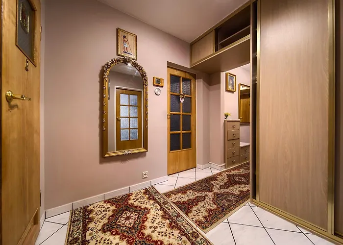 Apartamento Szczepin Spacious By Bookinghost Breslavia