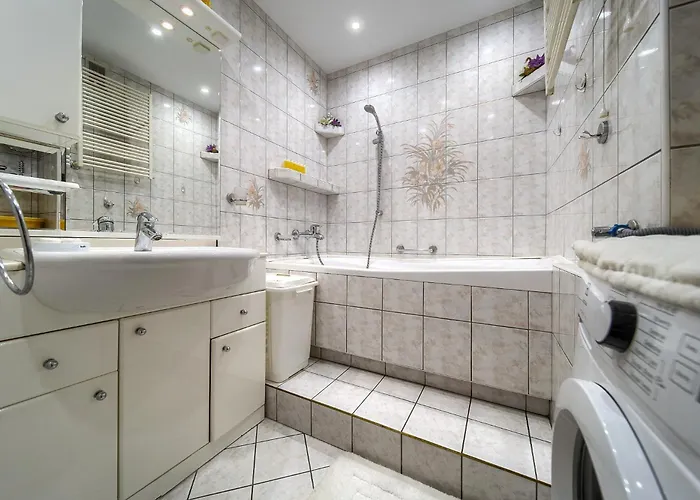 Szczepin Spacious By Bookinghost Breslavia