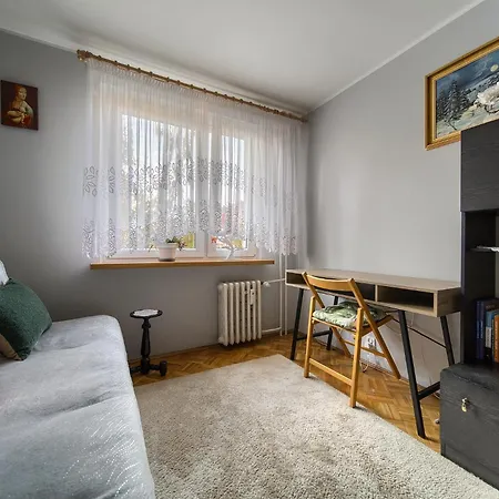 Szczepin Spacious By Bookinghost