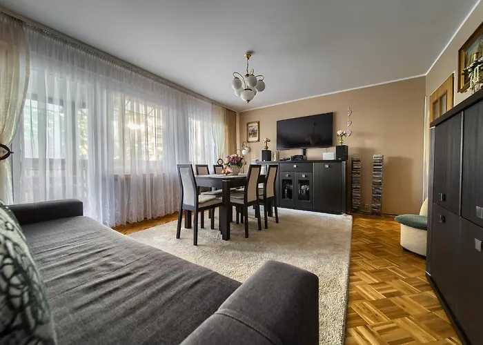 Appartement Szczepin Spacious By Bookinghost *