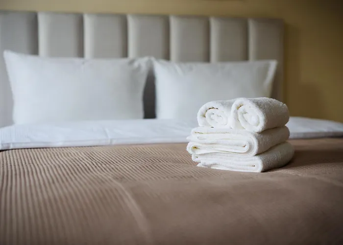 Szczepin Spacious By Bookinghost *